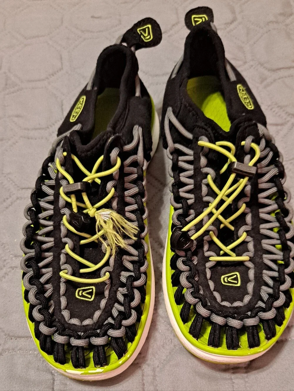 Keen UNEEK Neon Yellow & Black Braided Rope Sandals Size 4